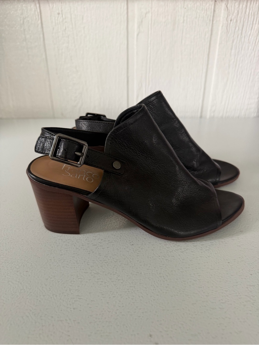 Franco Sarto Black Leather Peep Toe Slingback Block Heel Sandals Size 8.5